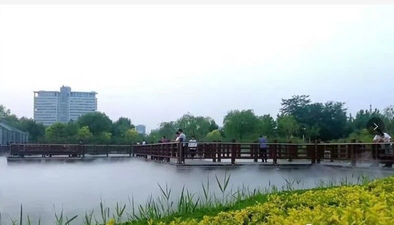 人工造雾