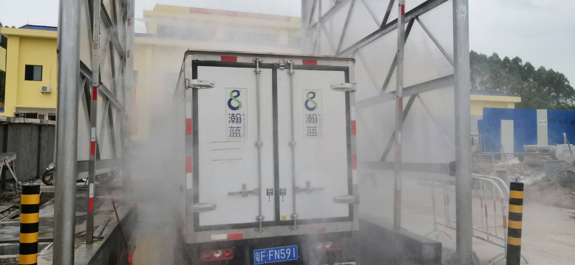 菲格朗全自动车辆消毒效果图